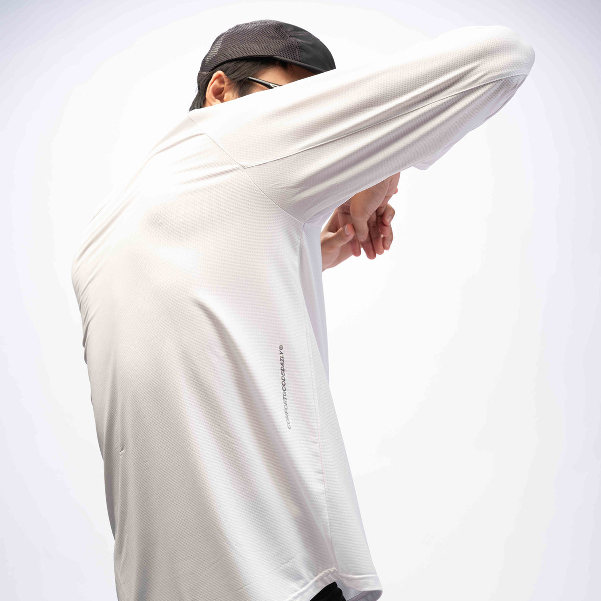 CGD T-Shirt Microcool Performance Relax Long Sleeves White